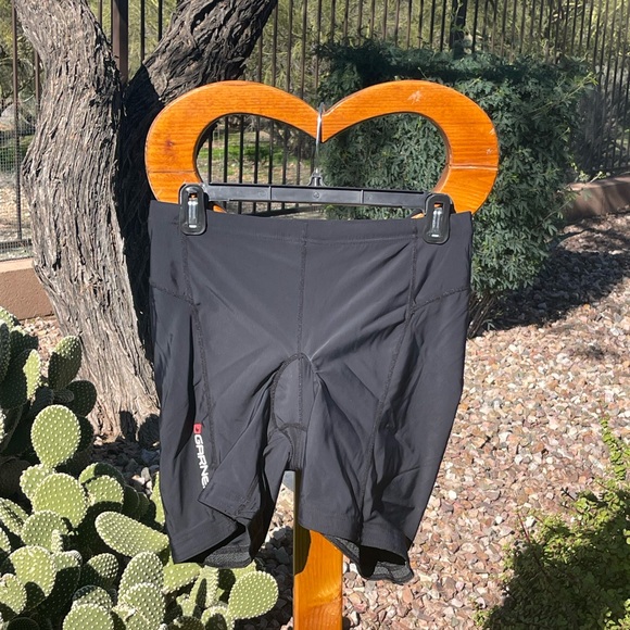 GARNEAU BIKE SHORTS - Picture 1 of 3